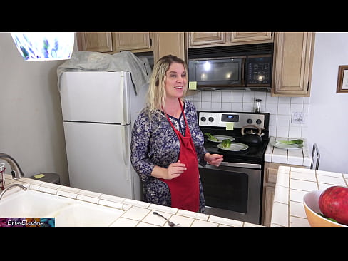 ❤️ Stepmom ga bhleoghan sa chidsin ron cheann-latha aige ️ Super porn aig gd.ixiporn.ru