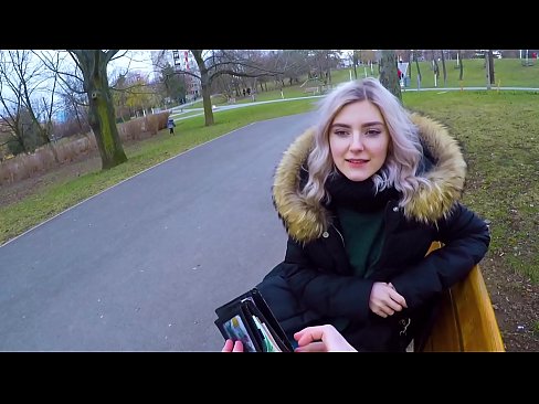 ❤️ Swallows hot cum coigreach airson airgead - blowjob anns a 'phàirc le Eva Elfie ️  Super porn  aig gd.ixiporn.ru